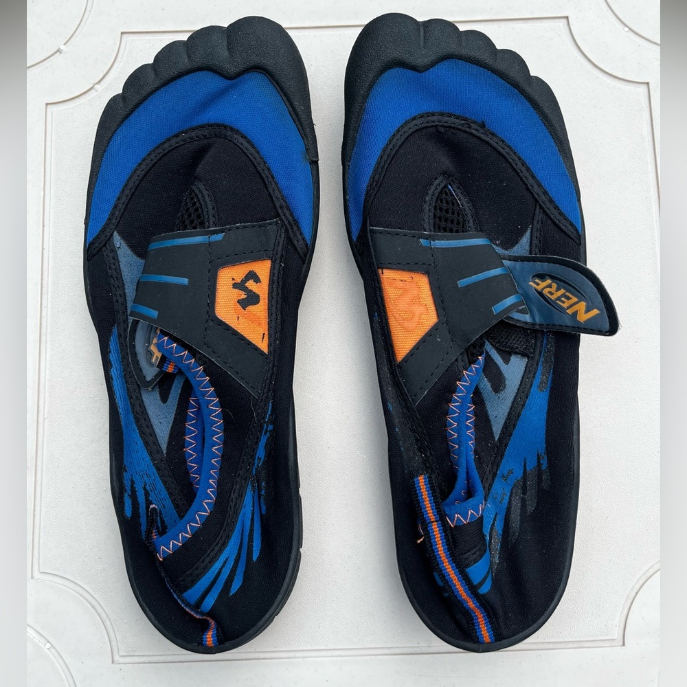 Used nerf water shoes size 4/5